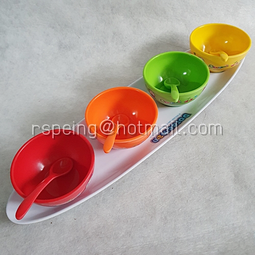 ชุดชามช้อมเมลามีน Doraemon 7-11 (ไม่มีกล่อง)