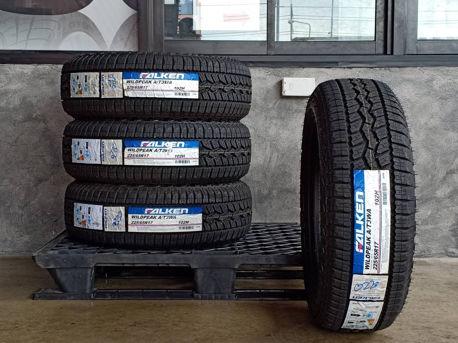 FALKEN WILDPEAK A/T3WA 225/65R17 ปี20