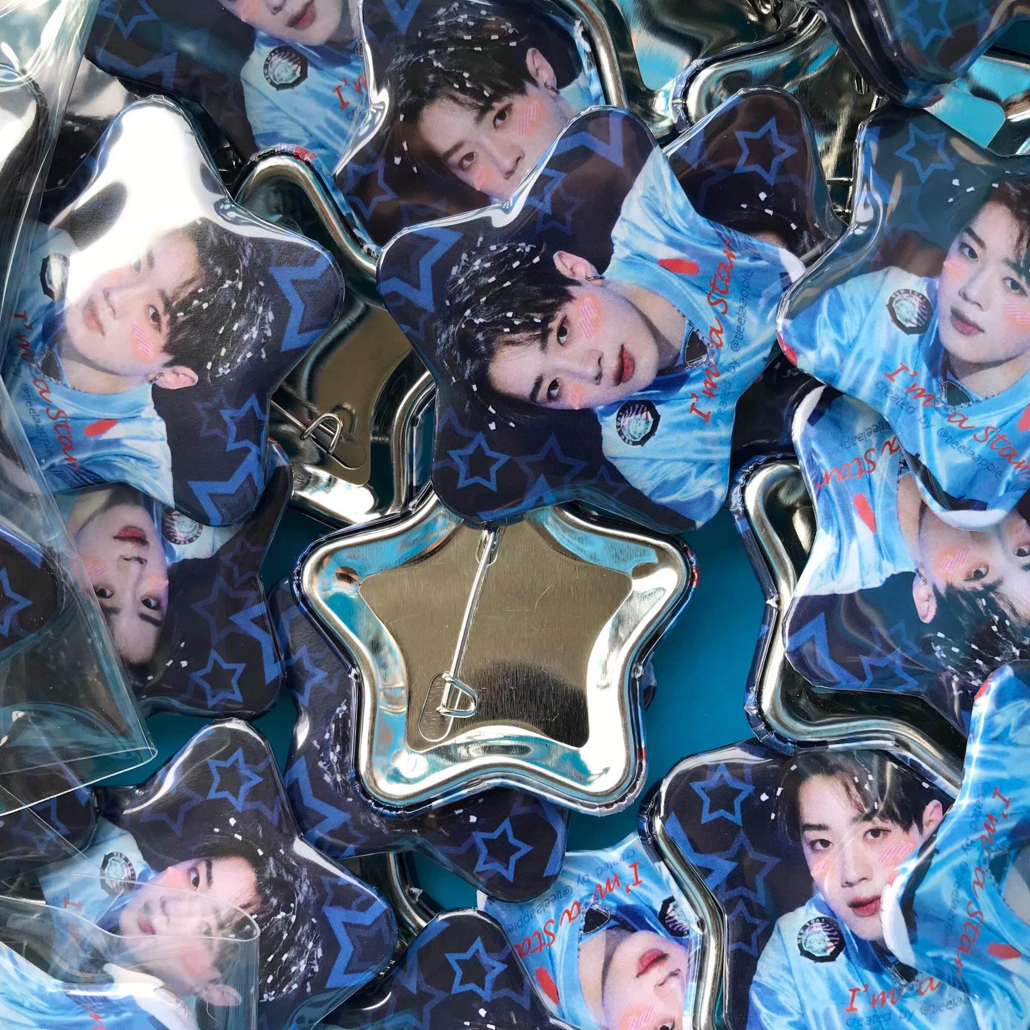 เข็มกลัด รับทําเข็มกลัดทรงดาว