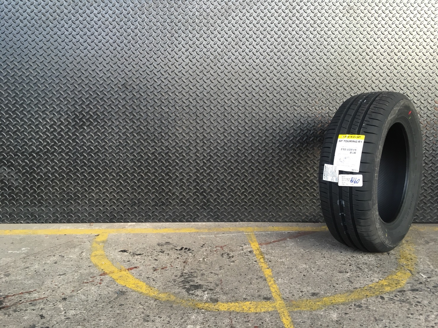 DUNLOP SP TOURING R1 195-60-15 ซื้อ2แถม2 ปี18