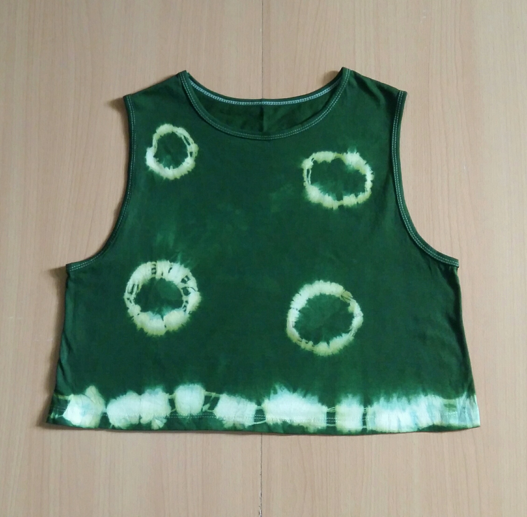 เสื้อ แขนกุด มัดย้อม