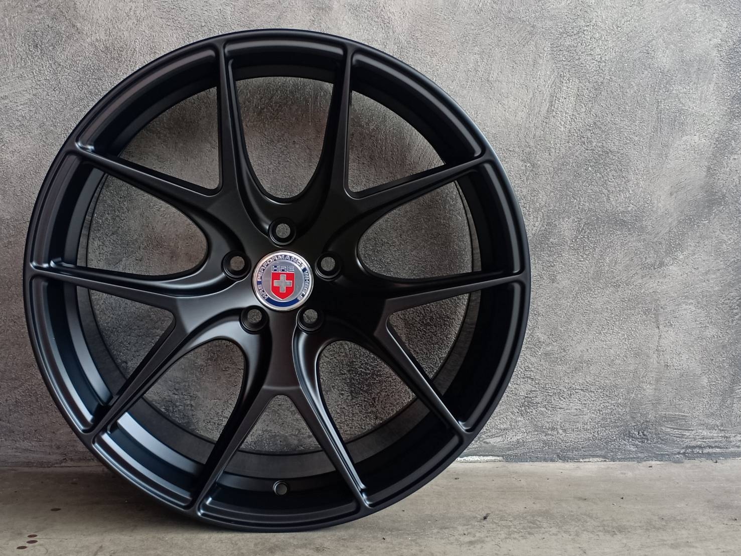 TK-HR (TM-277) 18X8.5 5X100 35 73.1 BLACK-FLAT