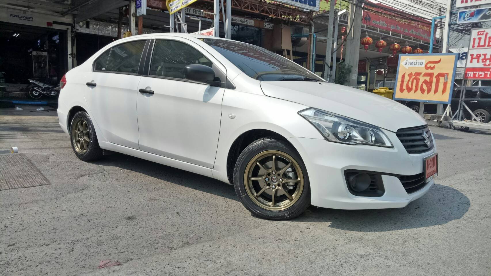 CE28ขอบ15 ยาง FALKEN ZE912 195/55-15 โปรโมชั่น