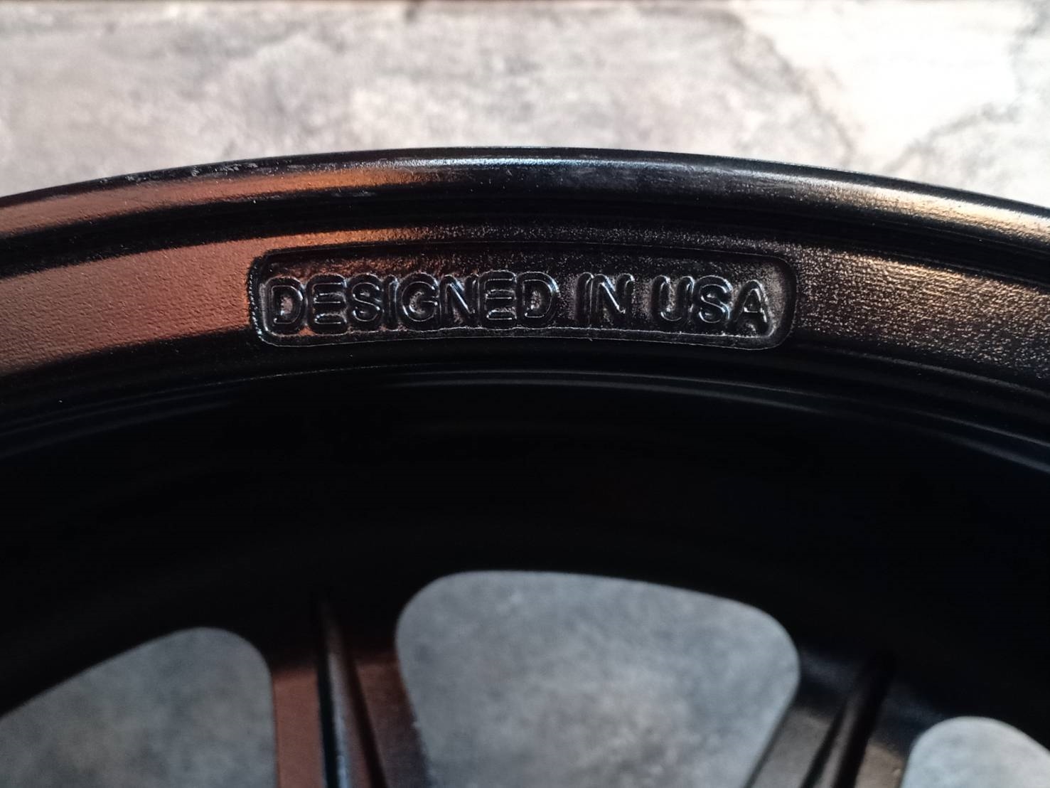 FUEL FORMULA17x9.0 PCD6x139.7 ET-12 ล้อแม็กซ์แท้ By U.S.A.