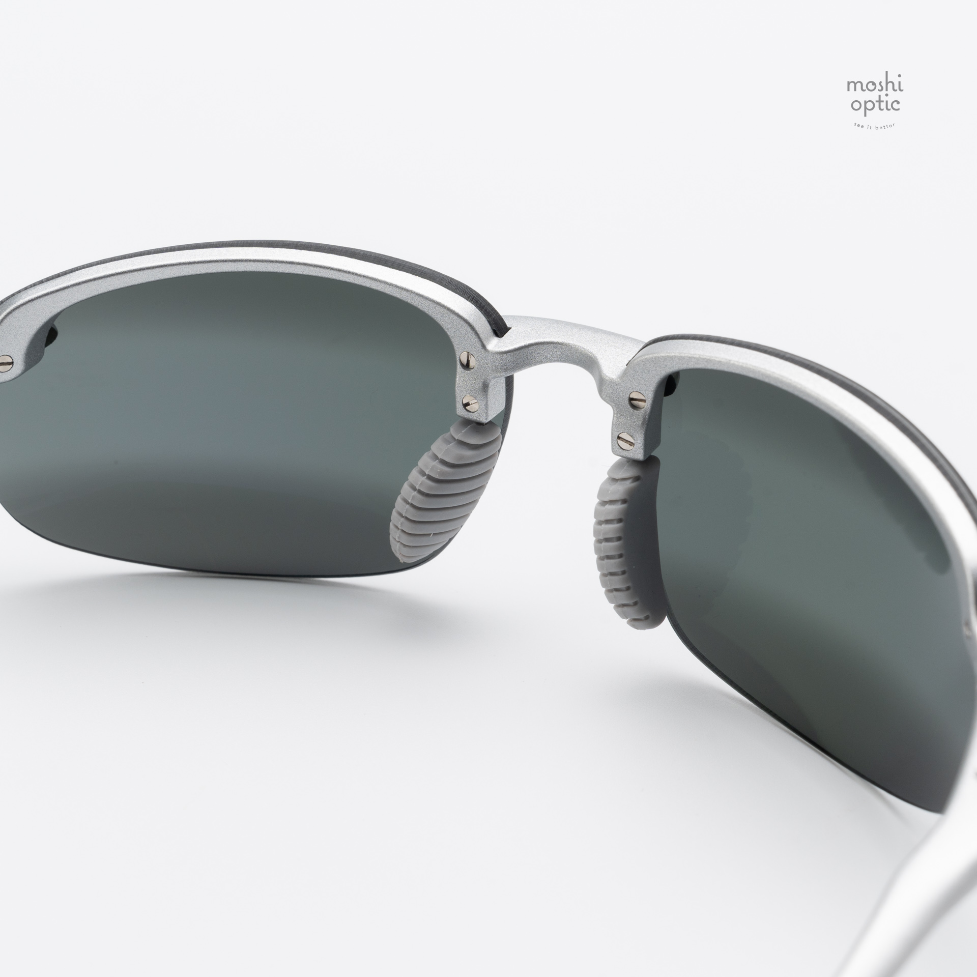 แว่นกันแดด Maui Jim HOOKIPA ULTRA MJ676 002 Neutral Grey