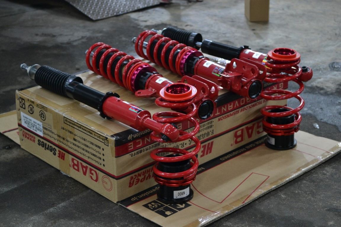 โช๊ค สตรัทปรับเกลียว GAB HE ใส่ CITY ชุดละ 1x,xxx บาท พร้อมติดตั้งฟรี