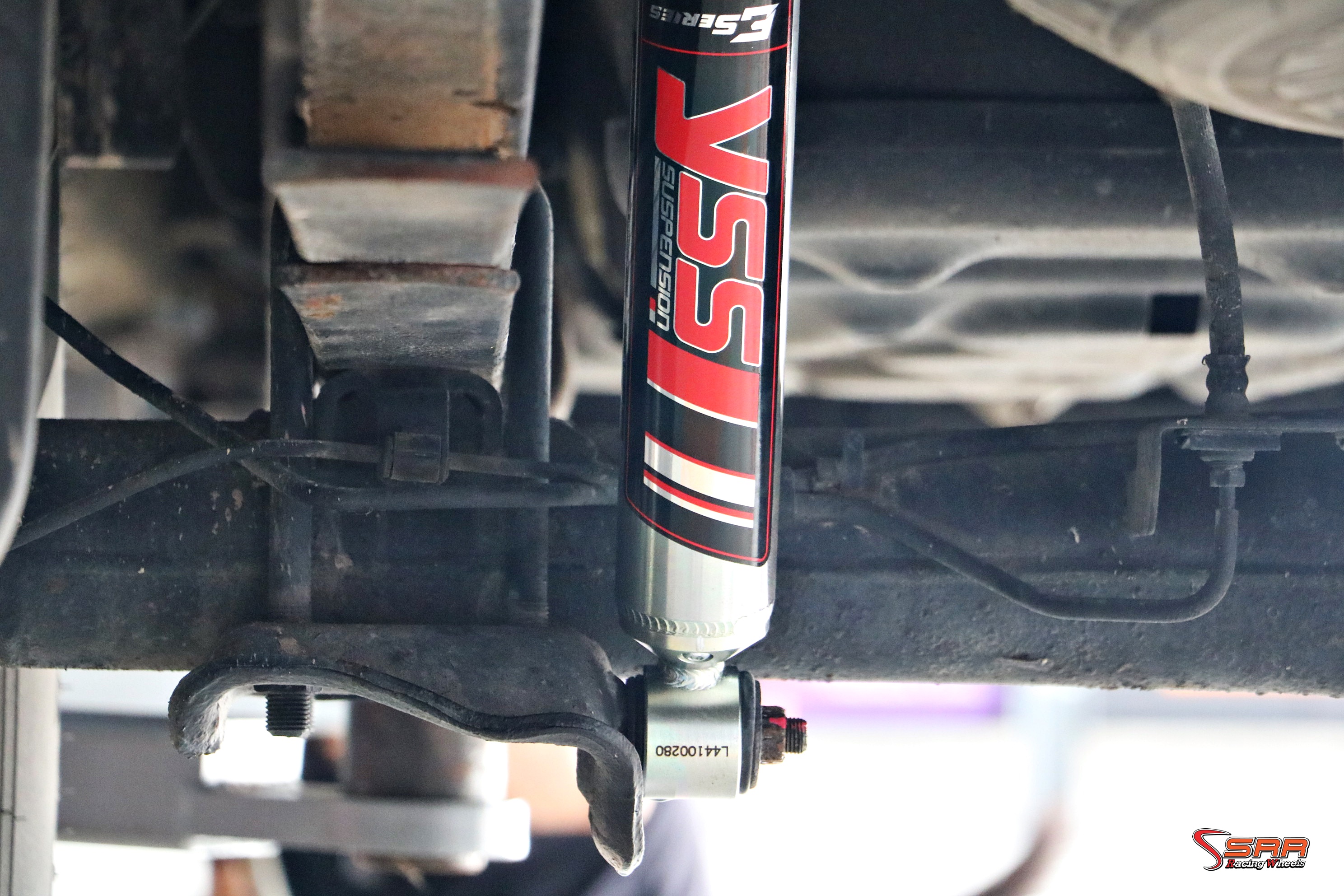 โช้ค Yss E series ผ่อน0% ได้ 6-10 เดือน ที่ทรัพย์รุ่งเรืองยางยนต์ สาขาสำนักงานใหญ่ ที่เดียว