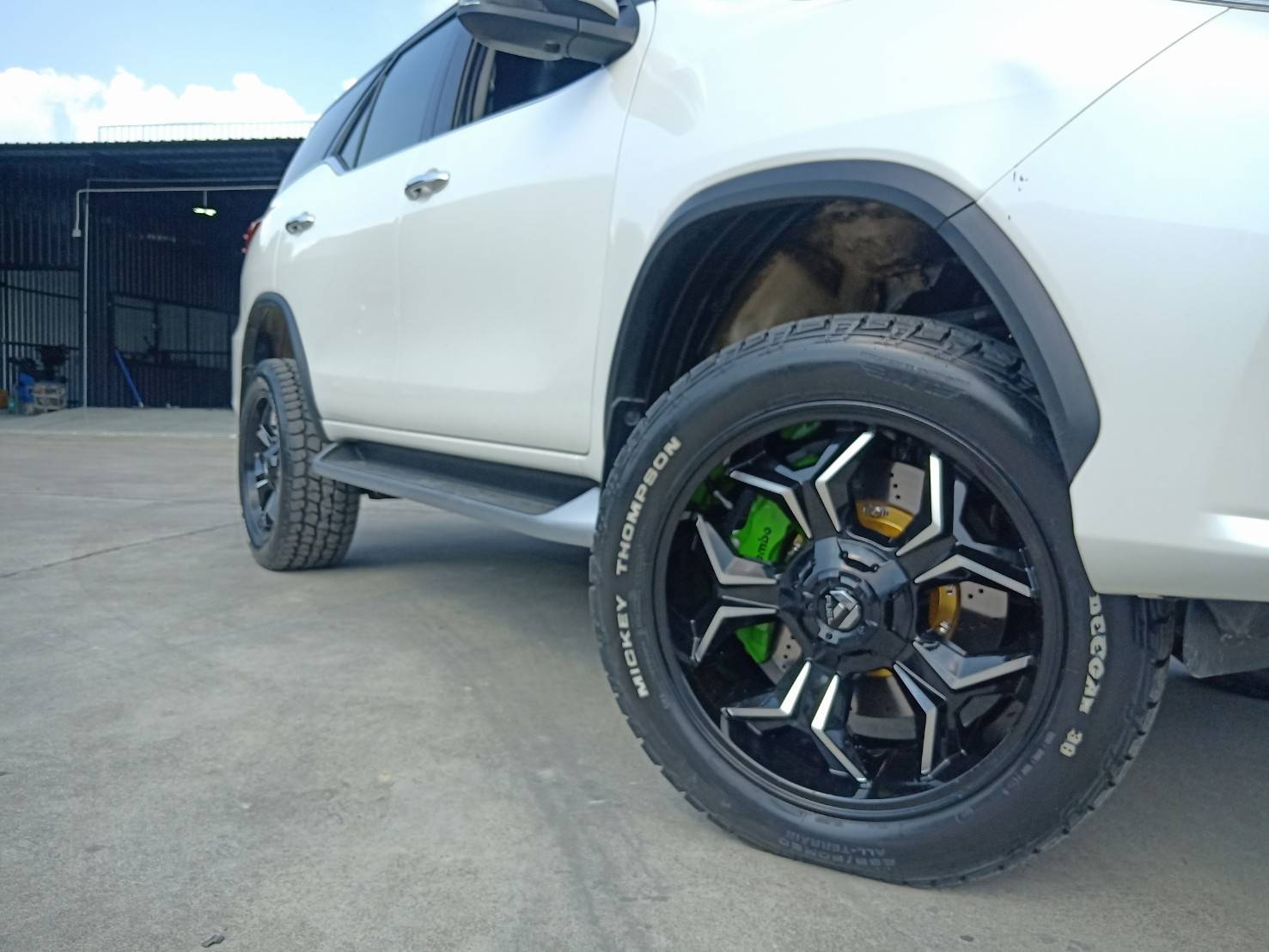 ล้อแท้ FUEL AVENGER ออฟโรด