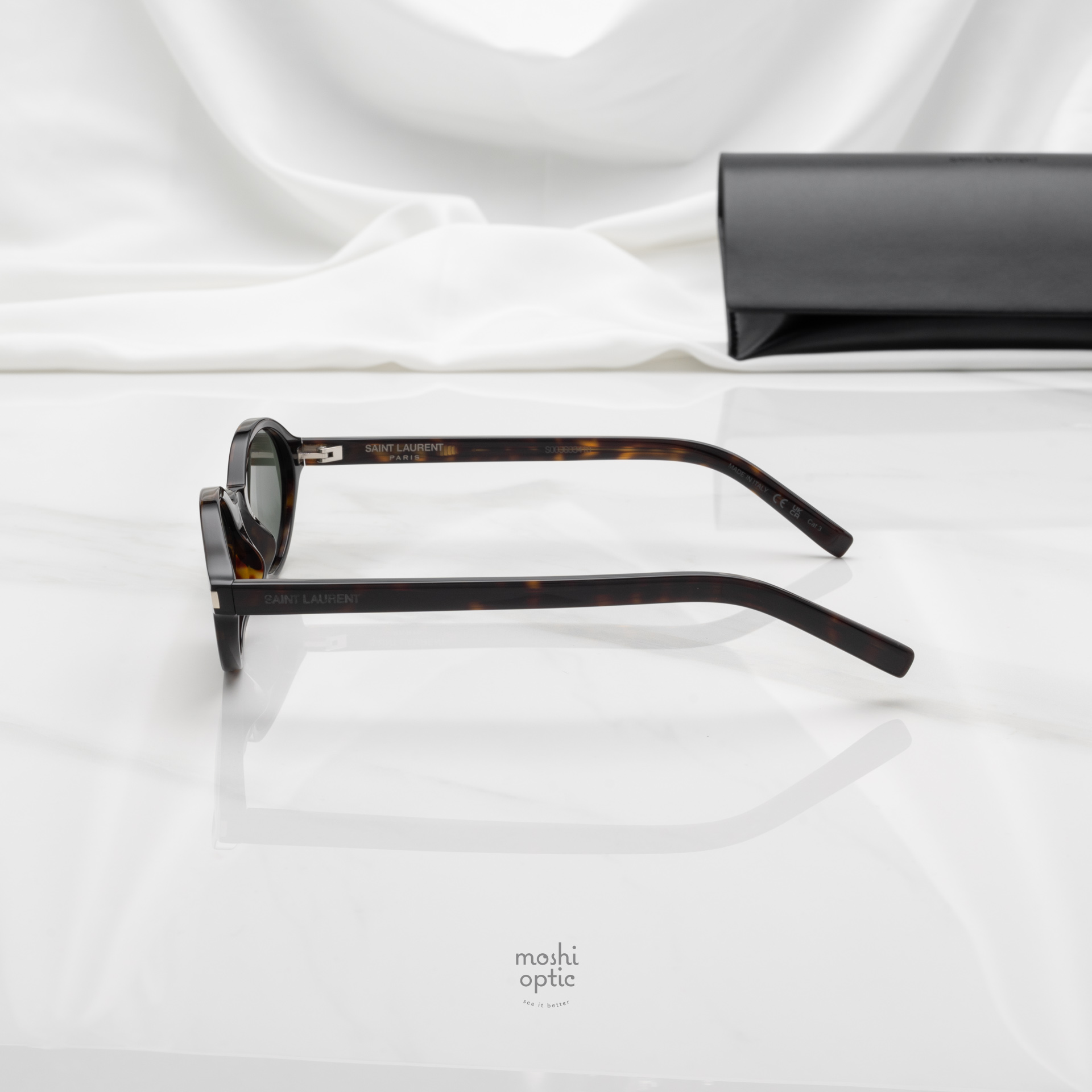 แว่นกันแดด YVES SAINT LAURENT JEANNE SL 751 002