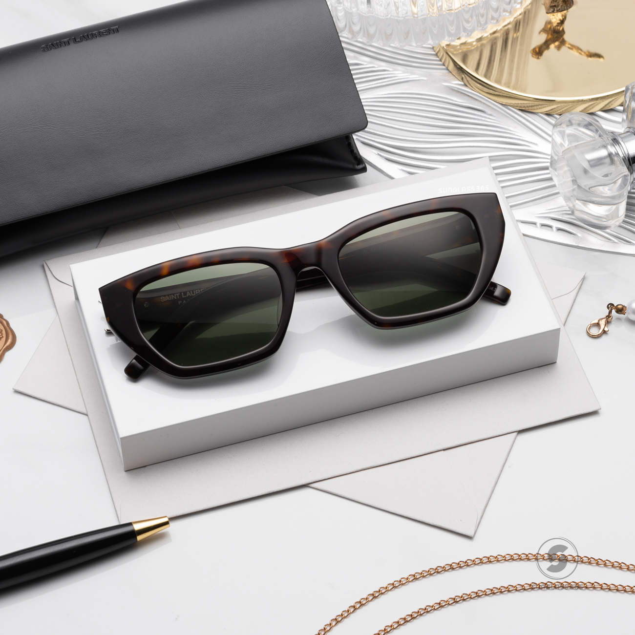 แว่นกันแดด YVES SAINT LAURENT SLM127F 002