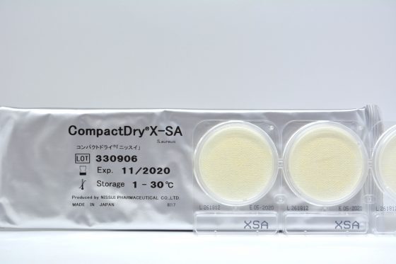 ชุดทดสอบสแตฟฟิโลค็อกคัส ออเรียสในภาชนะสัมผัสอาหารและมือ/Swab S. aureus