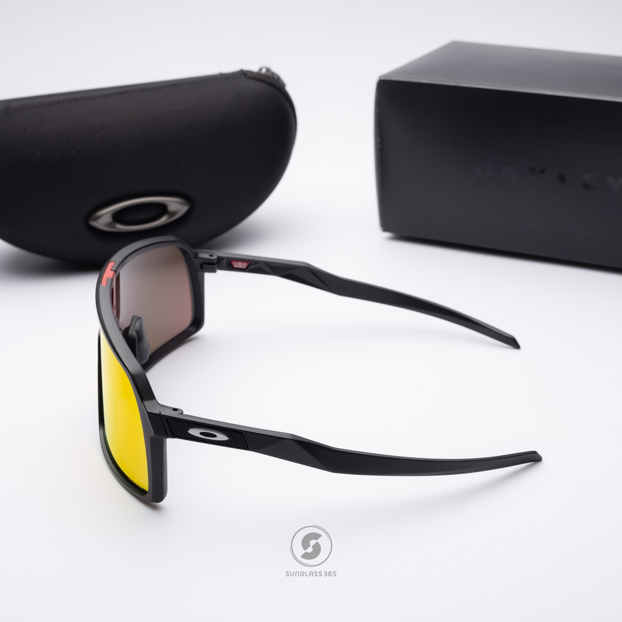 OAKLEY OO9406A-20 Sutro(A) Matte Black Prizm Ruby
