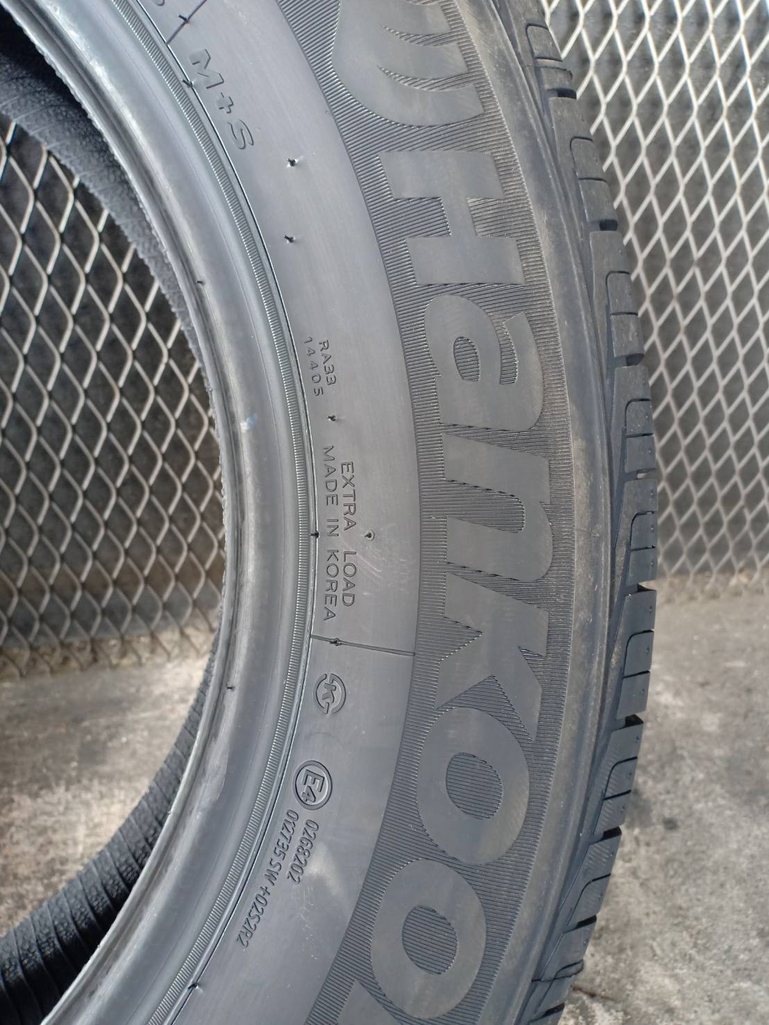 HANKOOK DYNAPRO HP2 (RA33) 235/60-17 เส้น 3500 ปี19 ปกติ 4500
