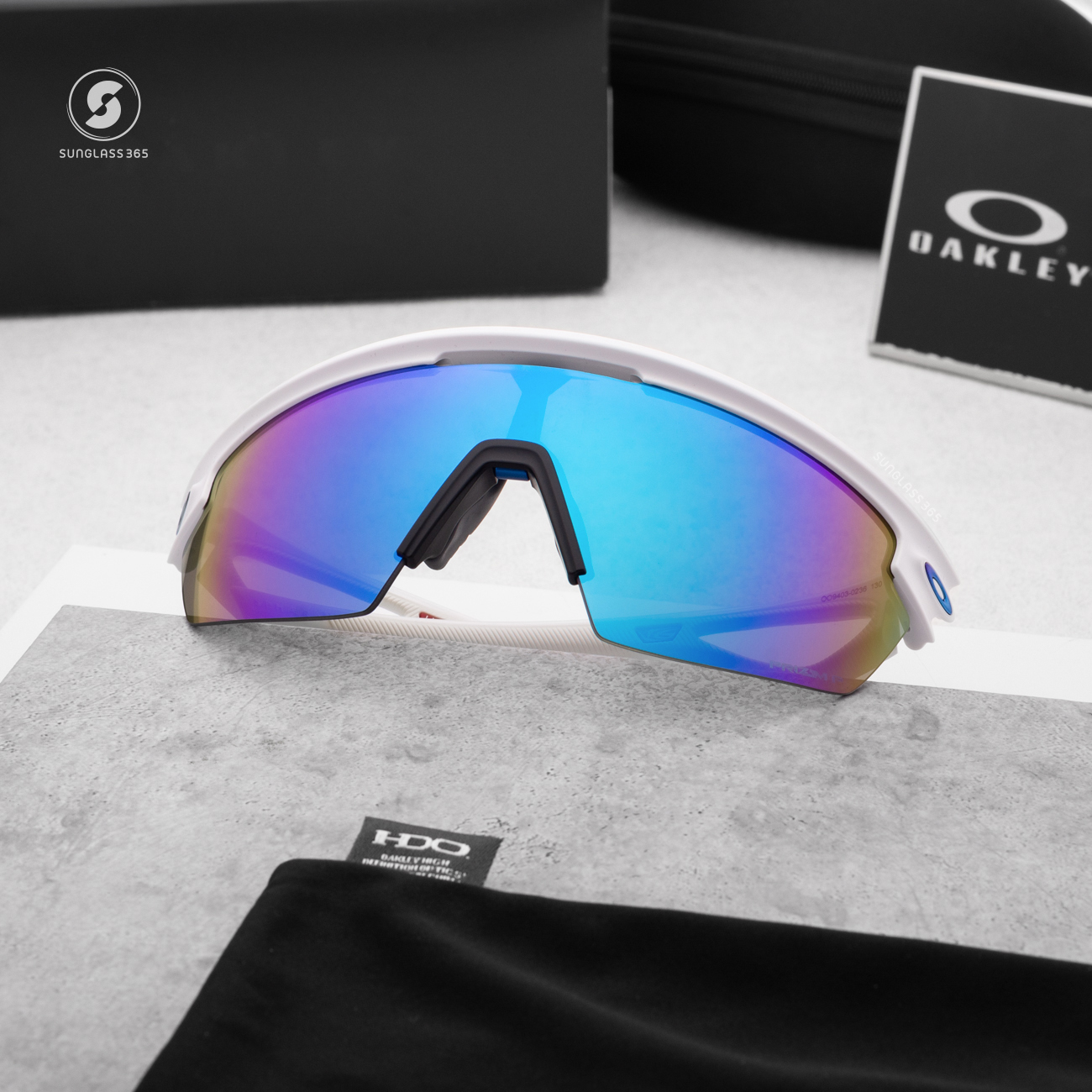 OAKLEY Sphaera OO9403-02 Matte White Prizm Sapphire Polarized
