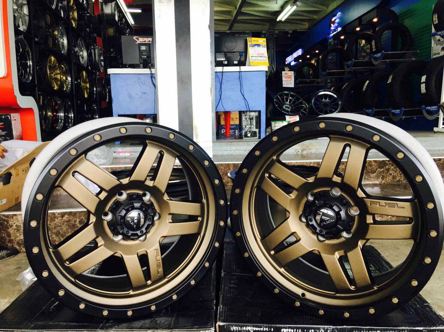 ล้อแท้ FUEL ANZA D583 ขอบ20 ราคาถูกพร้อมยาง