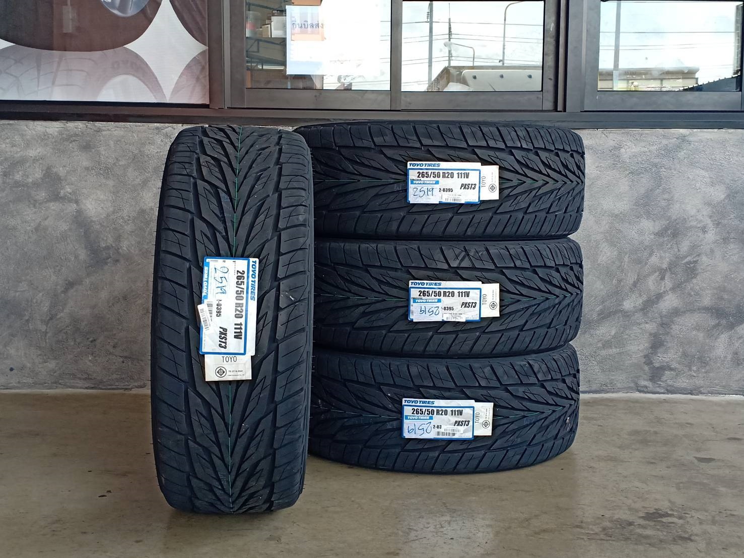 ยางเข้าใหม่ ลดราคา TOYO ST3 265/50R20 111V Y19