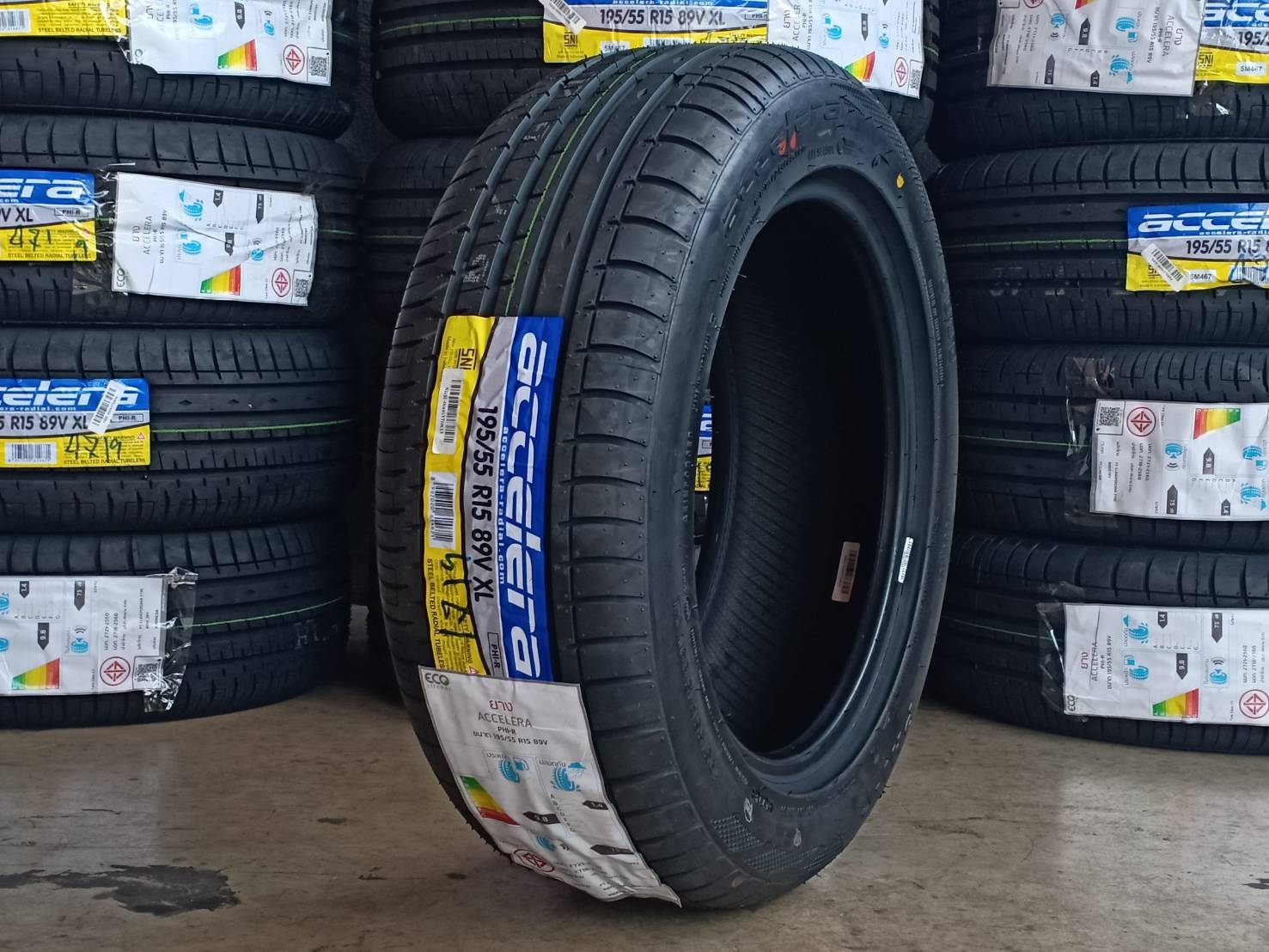 ยางใหม่ ACCELERA 195/55-15 รุ่น PHI-R ราคาพิเศษ
