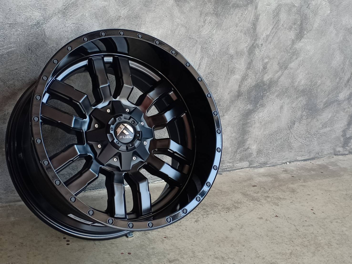 FUEL-SLEDGE 20X10 6H139.7 -18 ต้องการส่วนลดราคาพิเศษ กรุณาสอบถาม