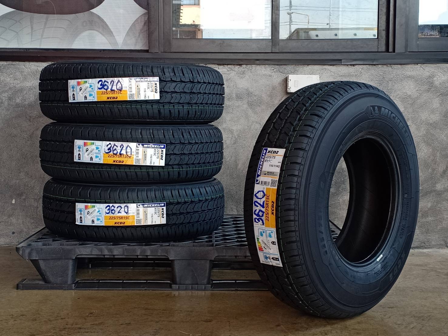 MICHELIN 225/75R15 XCD2 ราคาถูก