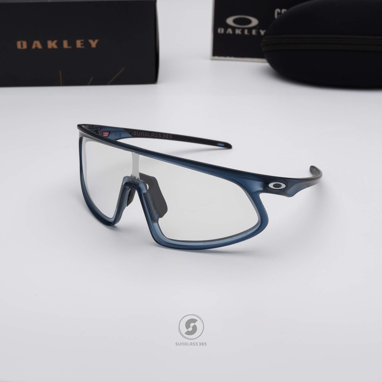 Oakley RSLV OO9484D-07 Matte Transparent Stonewash Clear Iridium Photochromic