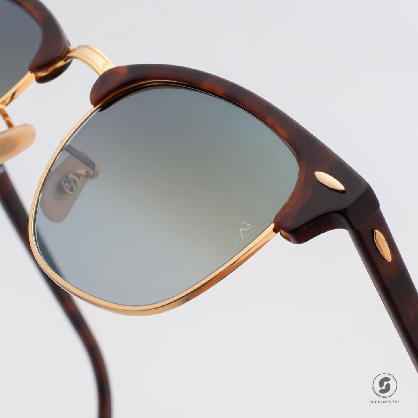 RayBan RB3016 990/9J Clubmaster Shiny Red/Havana