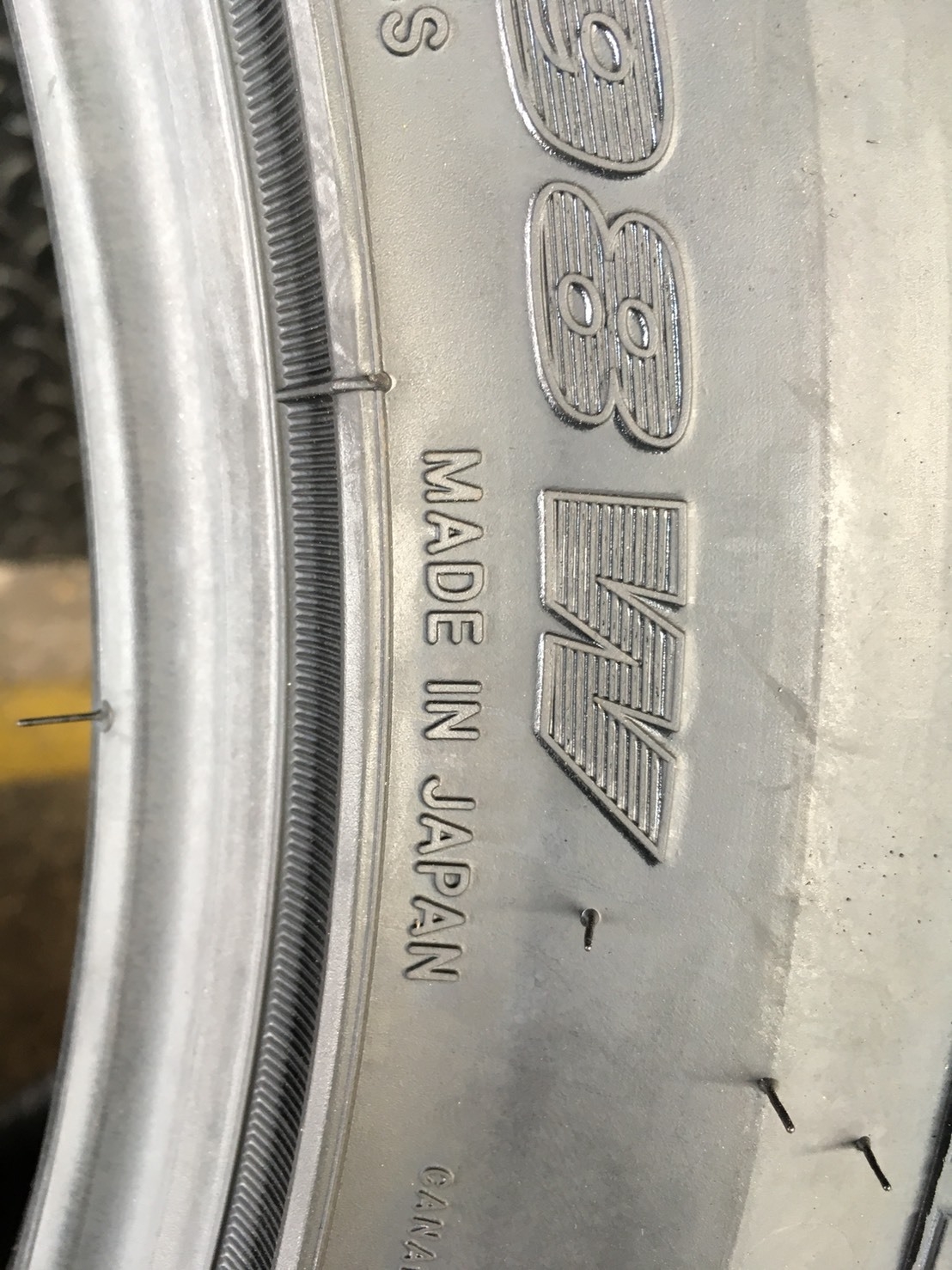 TOYO PROXES R1R 275-40-17 ปี18 เข้ามาใหม่