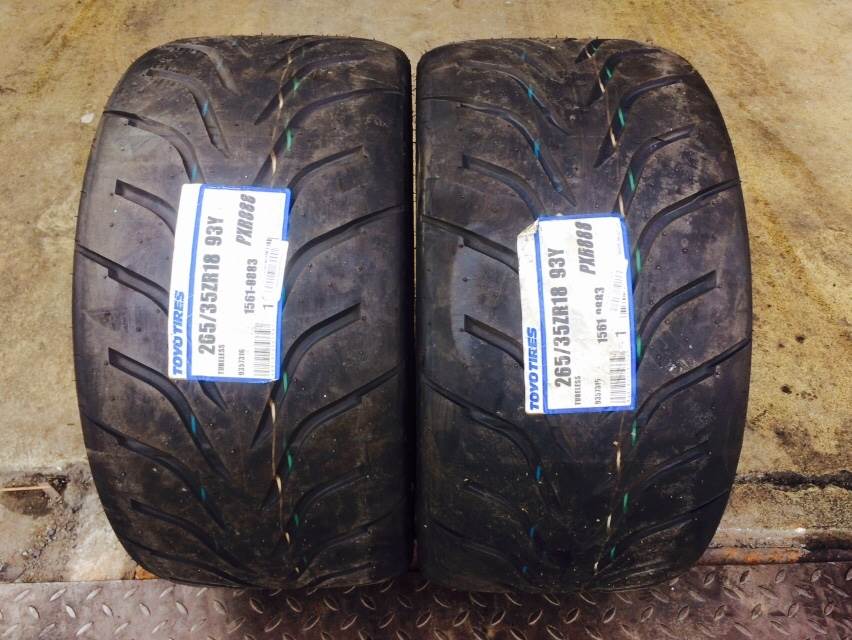 TOYO R888 265/35-18 เส้น 6800 ปกติ 12000 ลดกว่า 50%