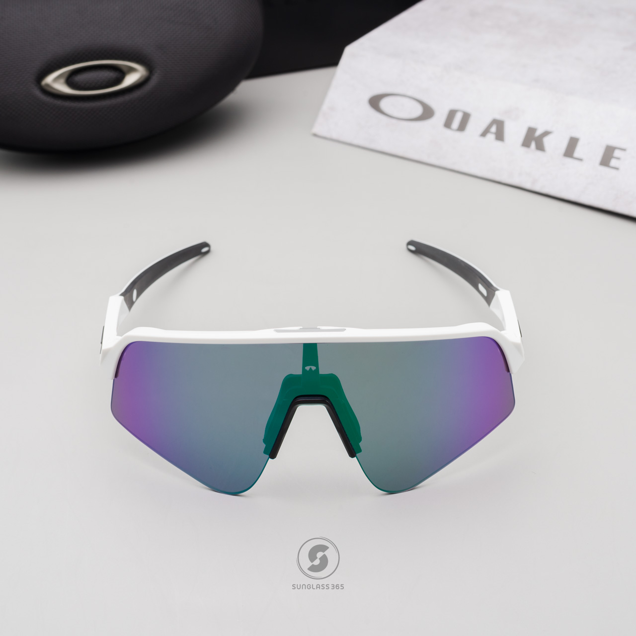 OAKLEY OO9465-04 Sutro Lite Sweep Matte White