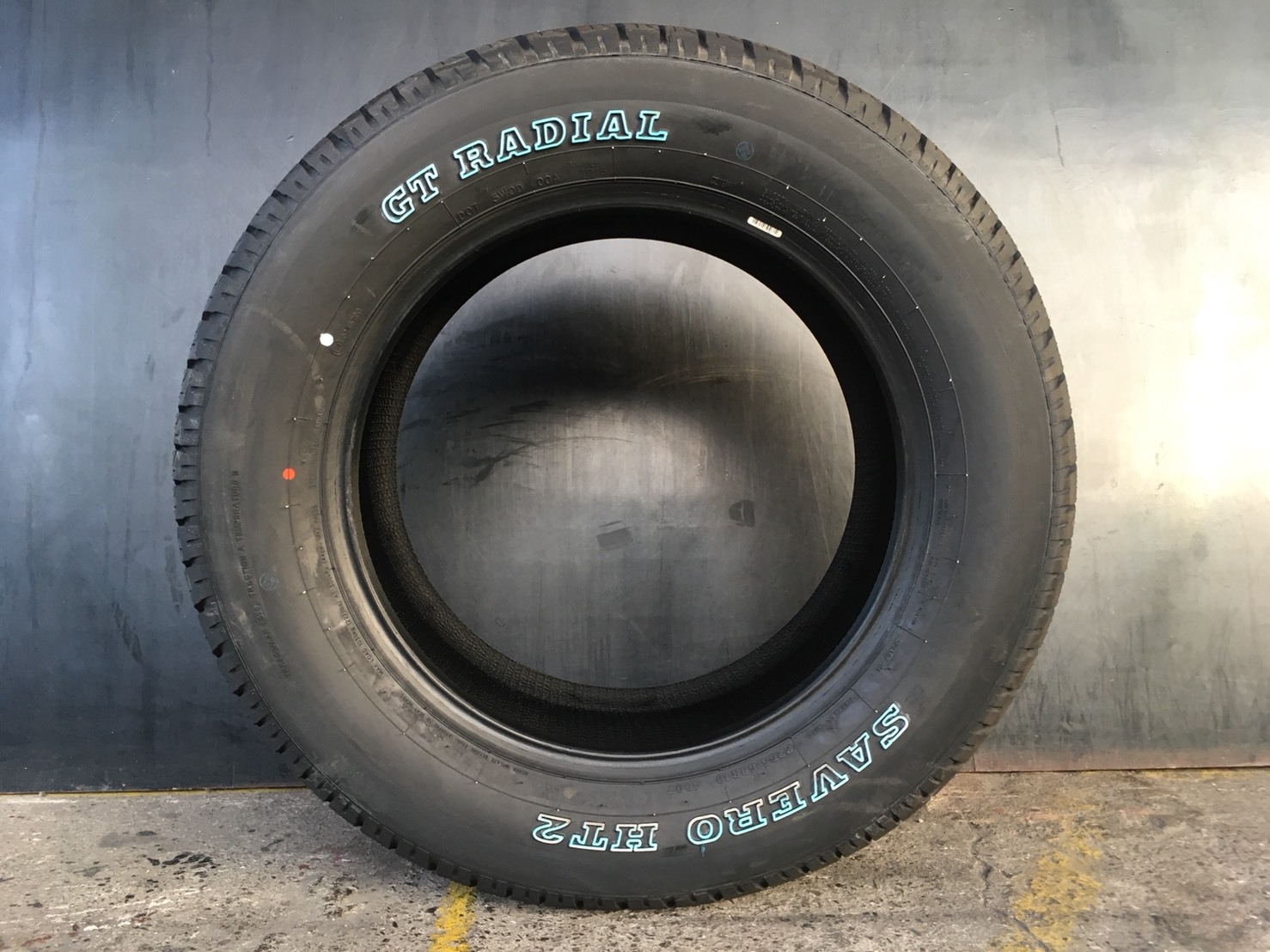 GT SAVERO HT2 265/60-18 เส้น 2900 ปี18 ปกติ 3500