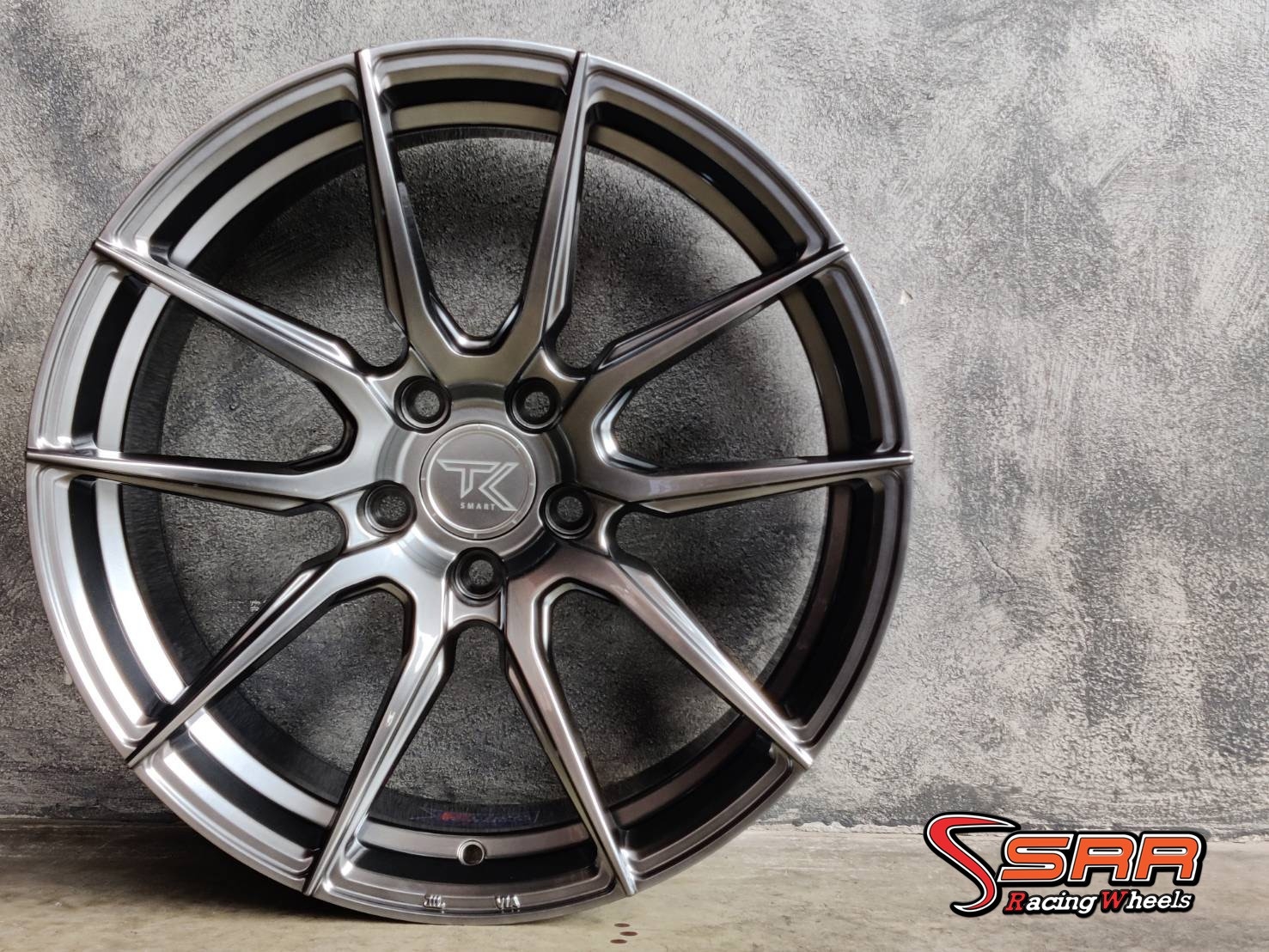 TK-SMART : TMF102 18X8.5 5X112-114.3 32 HYPER BLACK(ไฮเปอร์แบล็ค)
