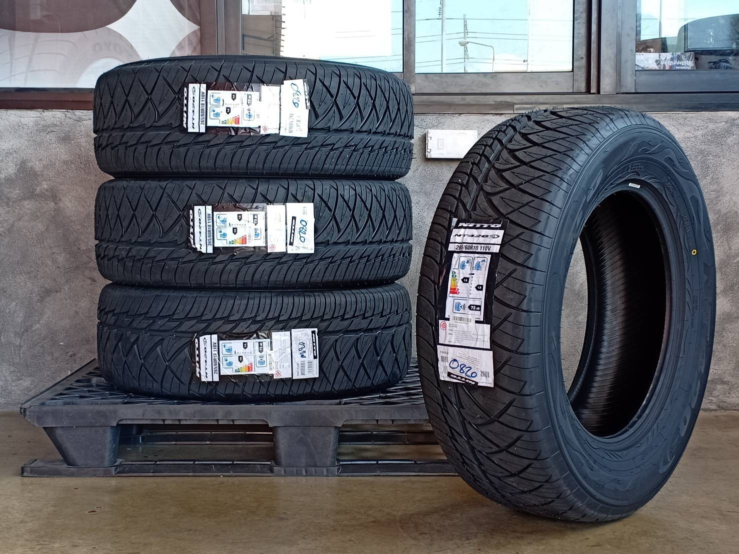 NITTO 265/60R18 NT 420SD 110V MADE IN MALAYSIA