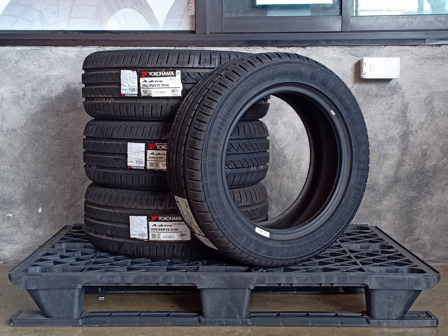YOKOHAMA A.DRIVE 205/55R16 91H THAILAND
