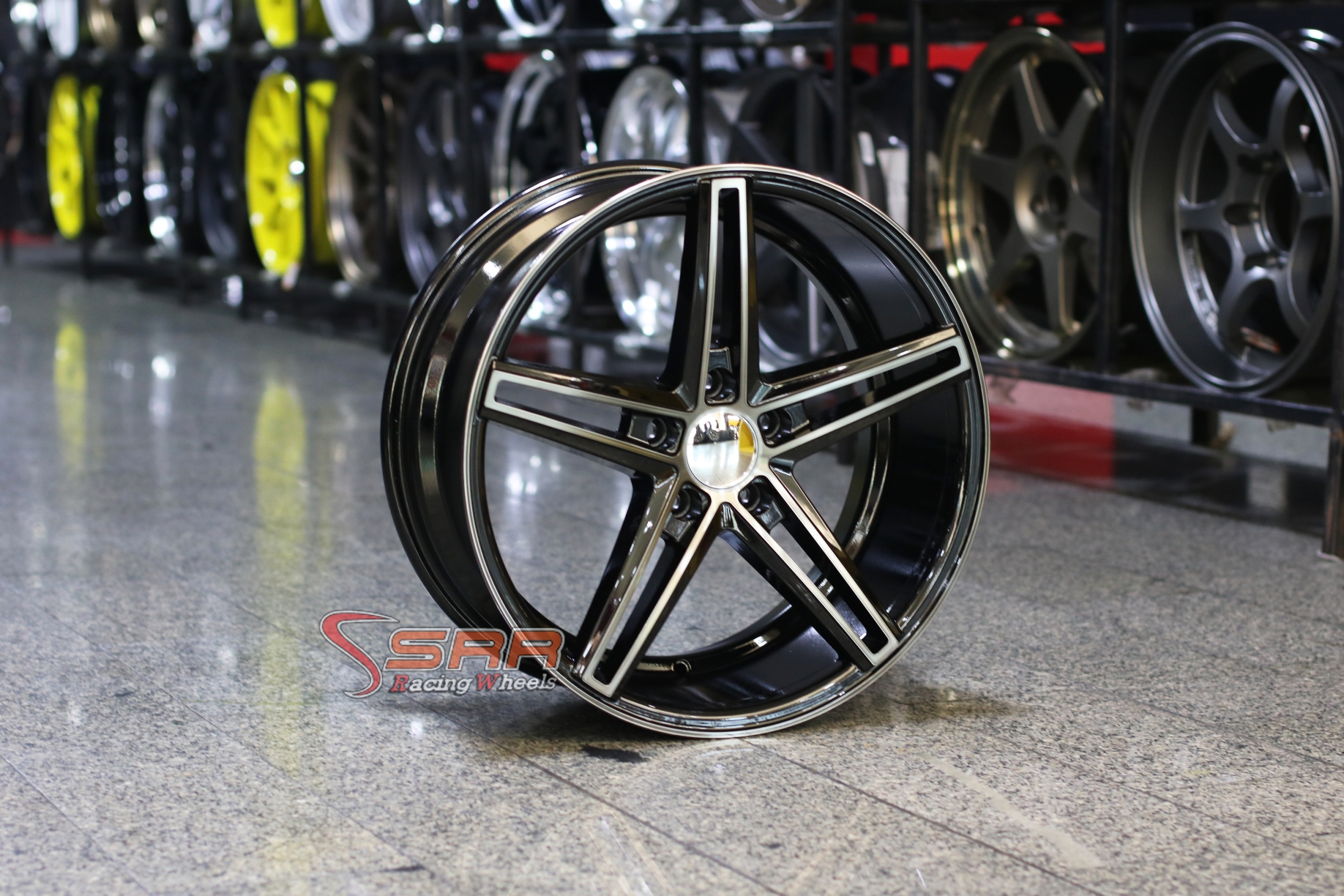 ล้อใหม่ VOSSEN CV5 ขอบ18 ใส่ได้ทั้งเก๋ง และกะบะ