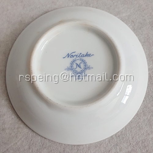 จานรองแก้ว Noritake ลายกล้วยไม้สีเข้ม การบินไทย