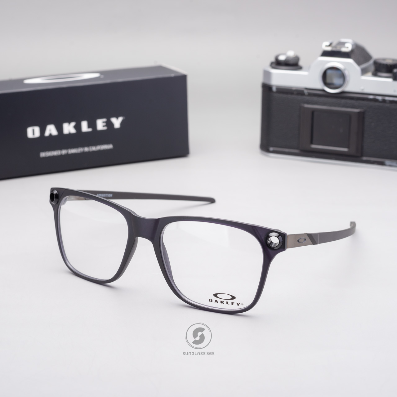 Oakley Apparition OX8152-02 Satin Grey Smoke