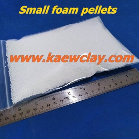 โฟมเม็ดเล็ก (Small foam pellets)