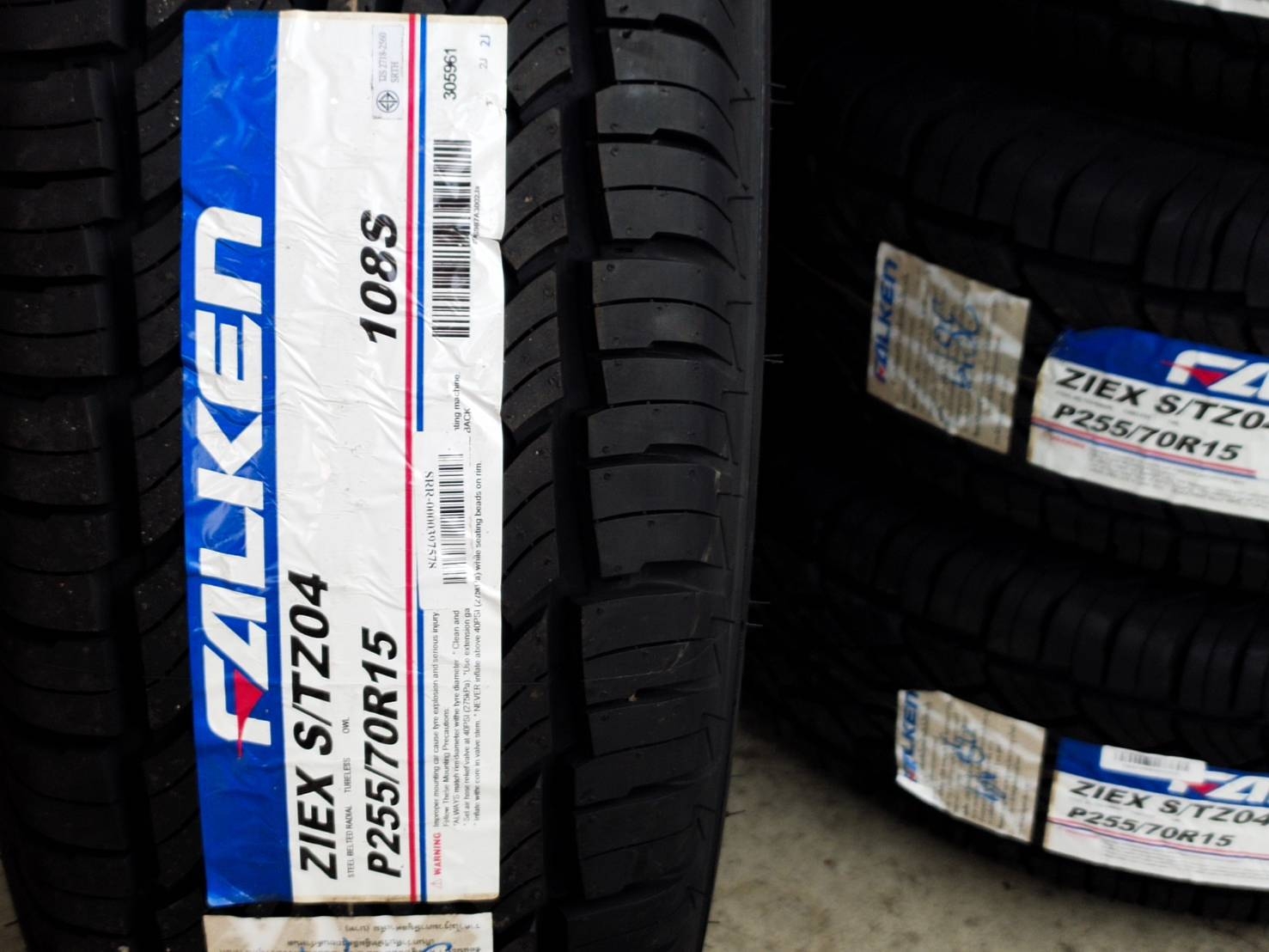 FALKEN ZIEX S/TZ04 255/70R15