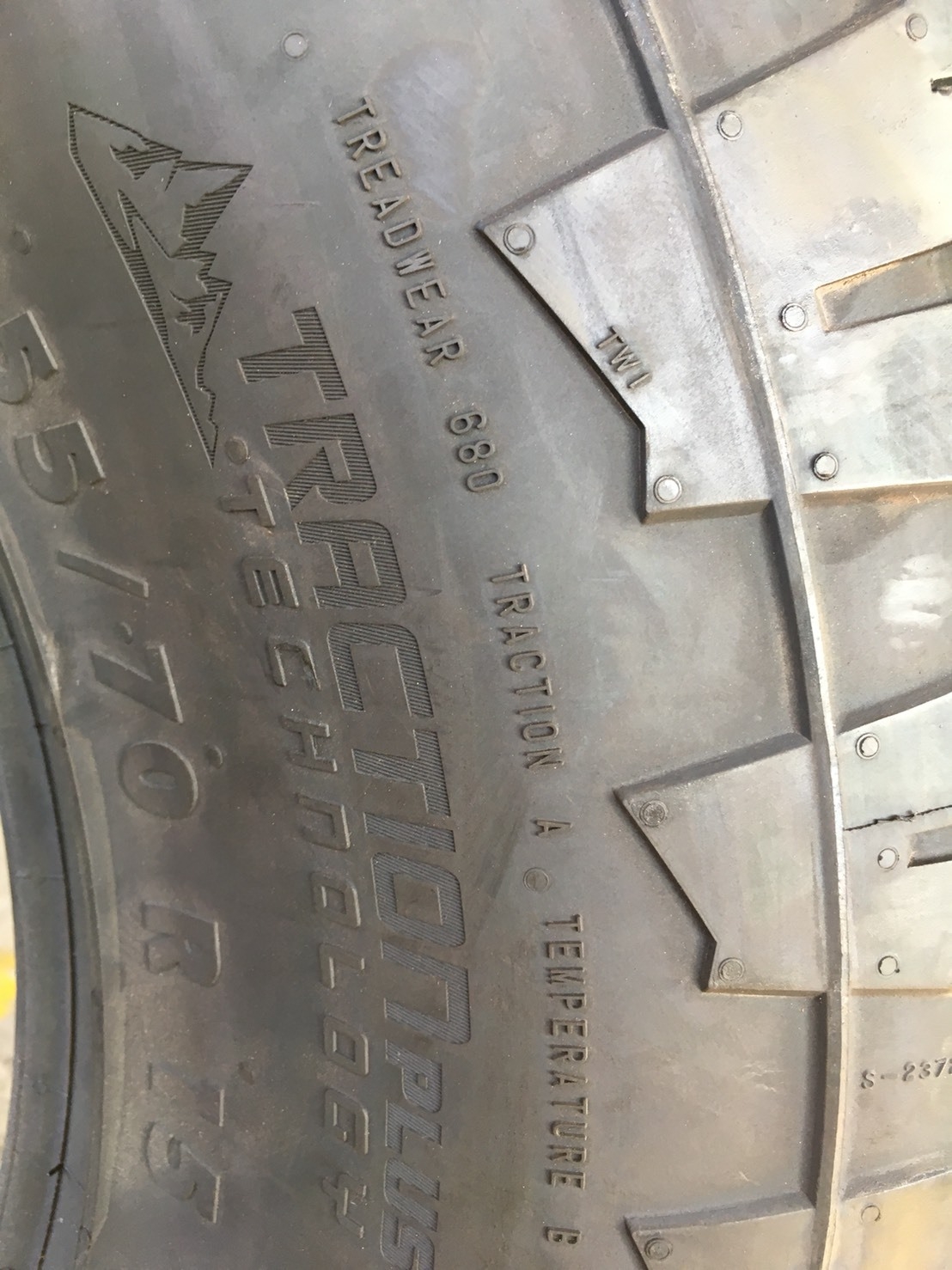 CONTINENTAL CROSS CONTACT ATR 255/70-15 เส้น 2500 ปกติ 4500