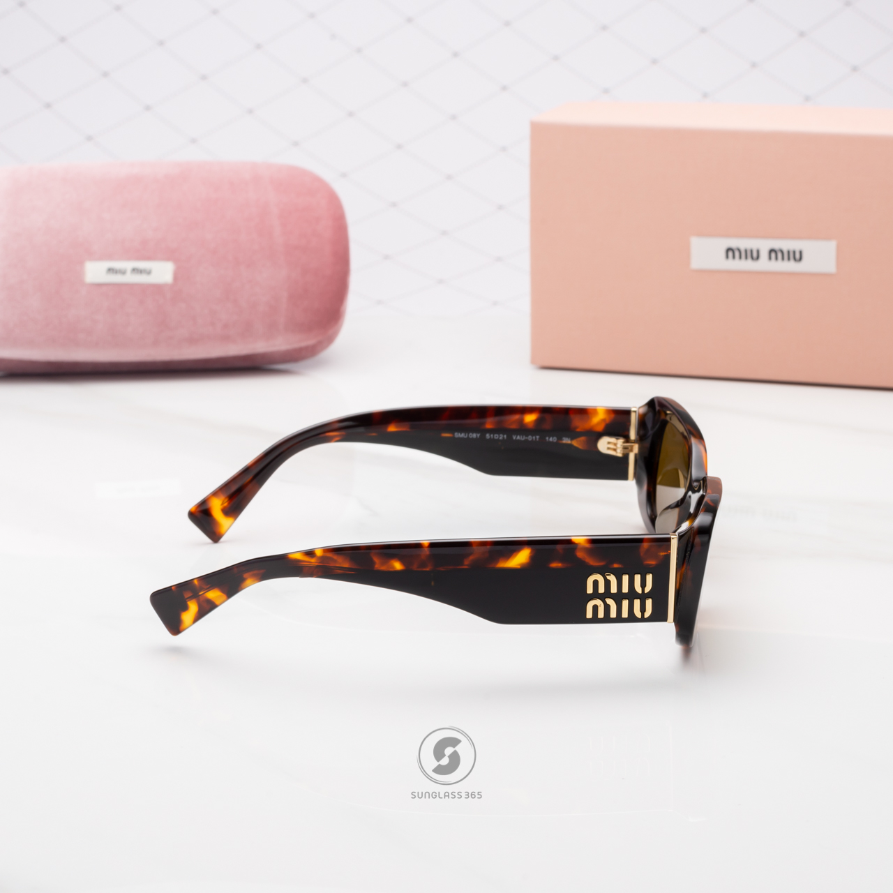 แว่นกันแดด Miu Miu MU08YS VAU01T