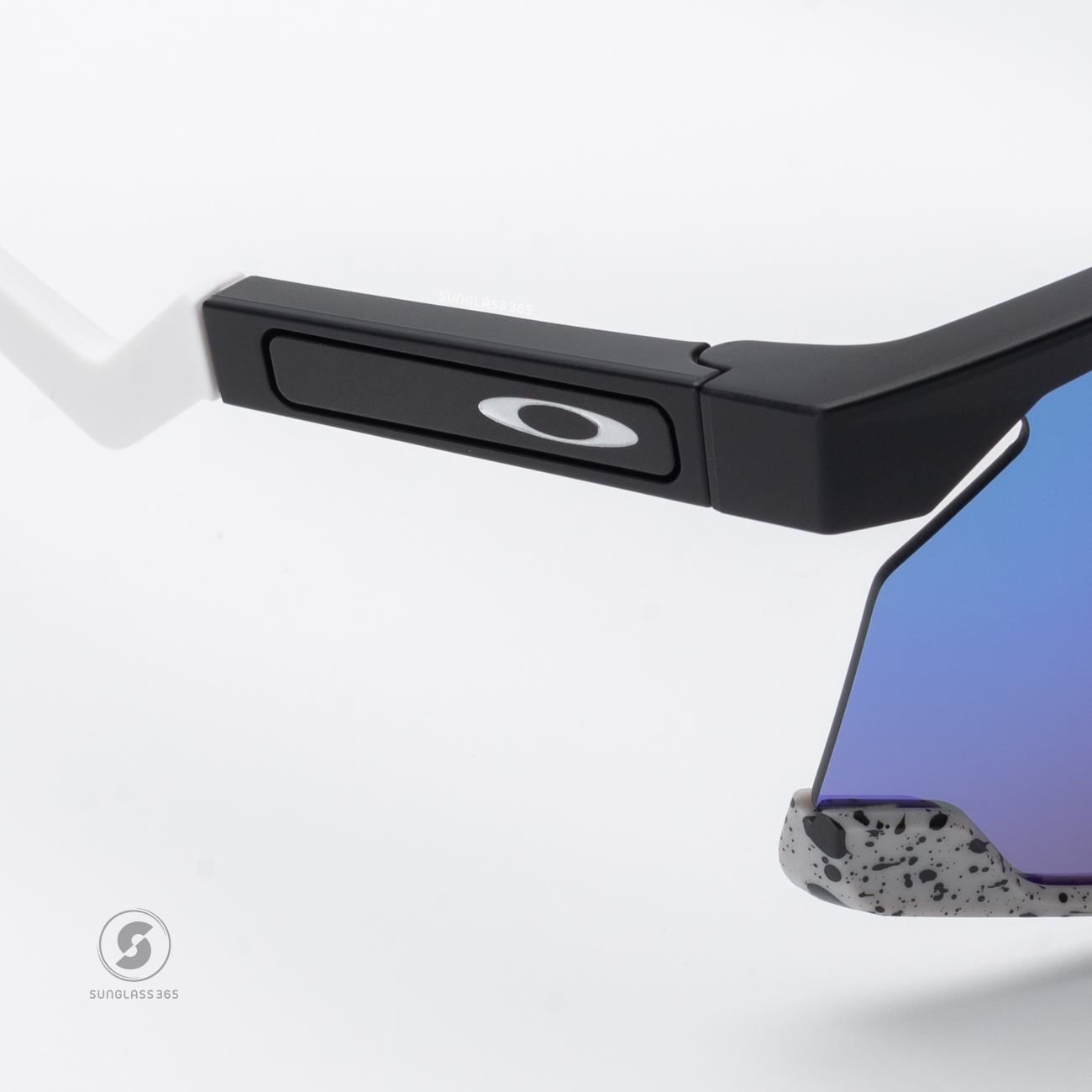 Oakley BXTR OO9280-03 Prizm Sapphire