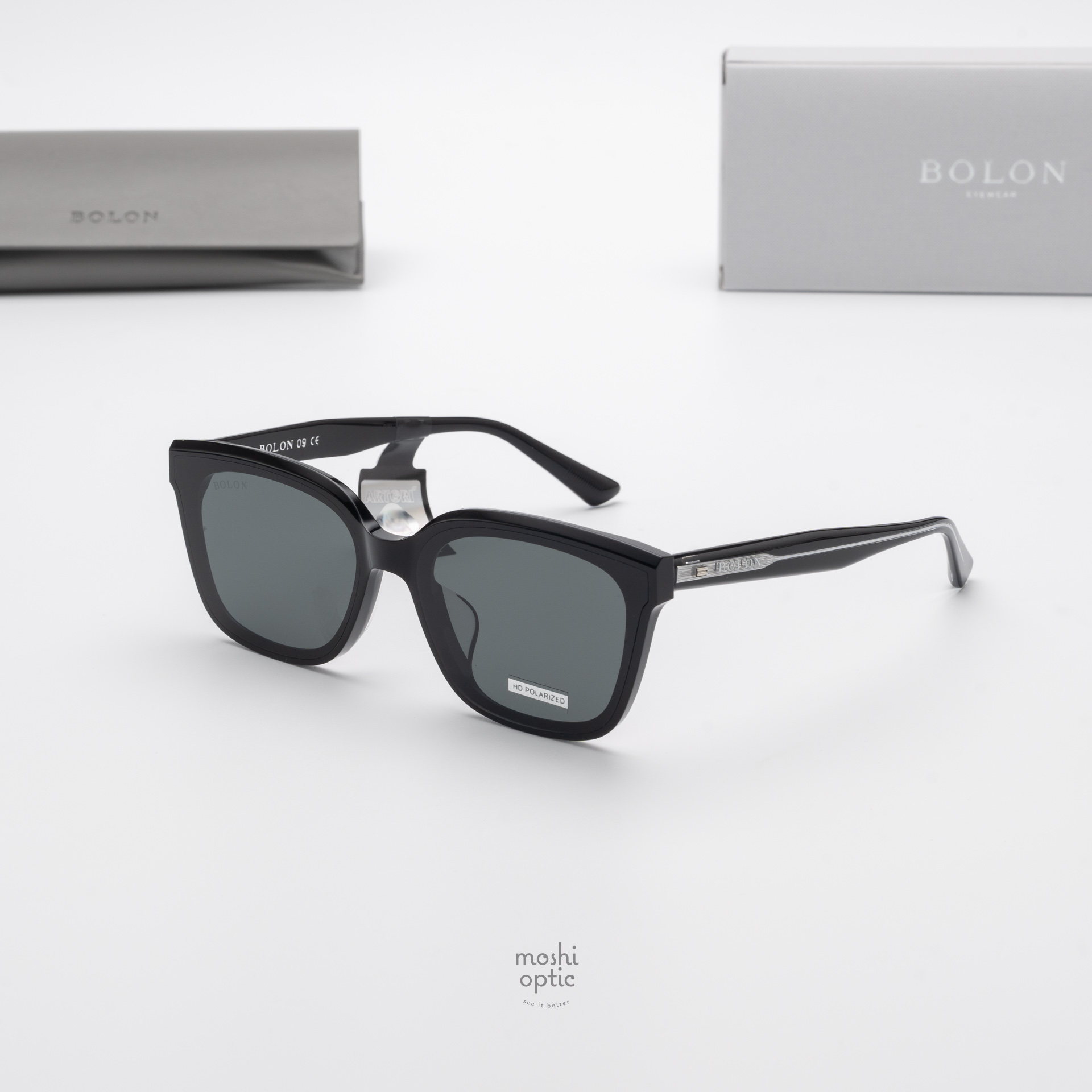 แว่นกันแดด BOLON รุ่น BL3202 Hallstatt C10 Shiny Black