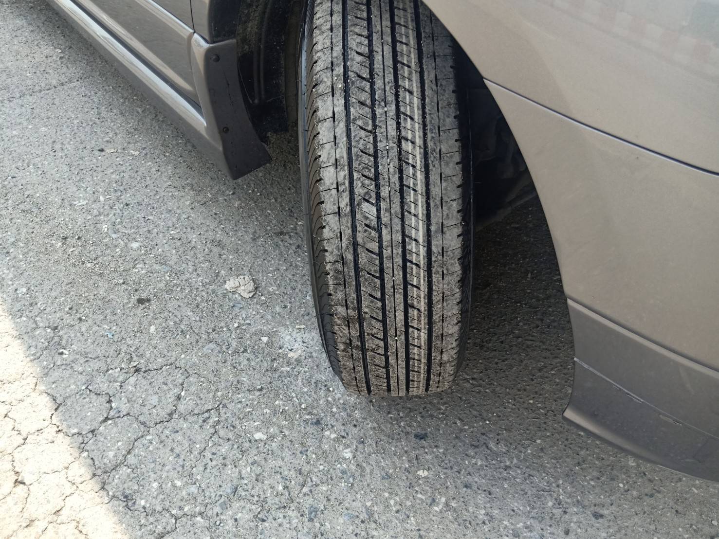 BRIDGESTONE R611 215/70R16 ราคาพิเศษ