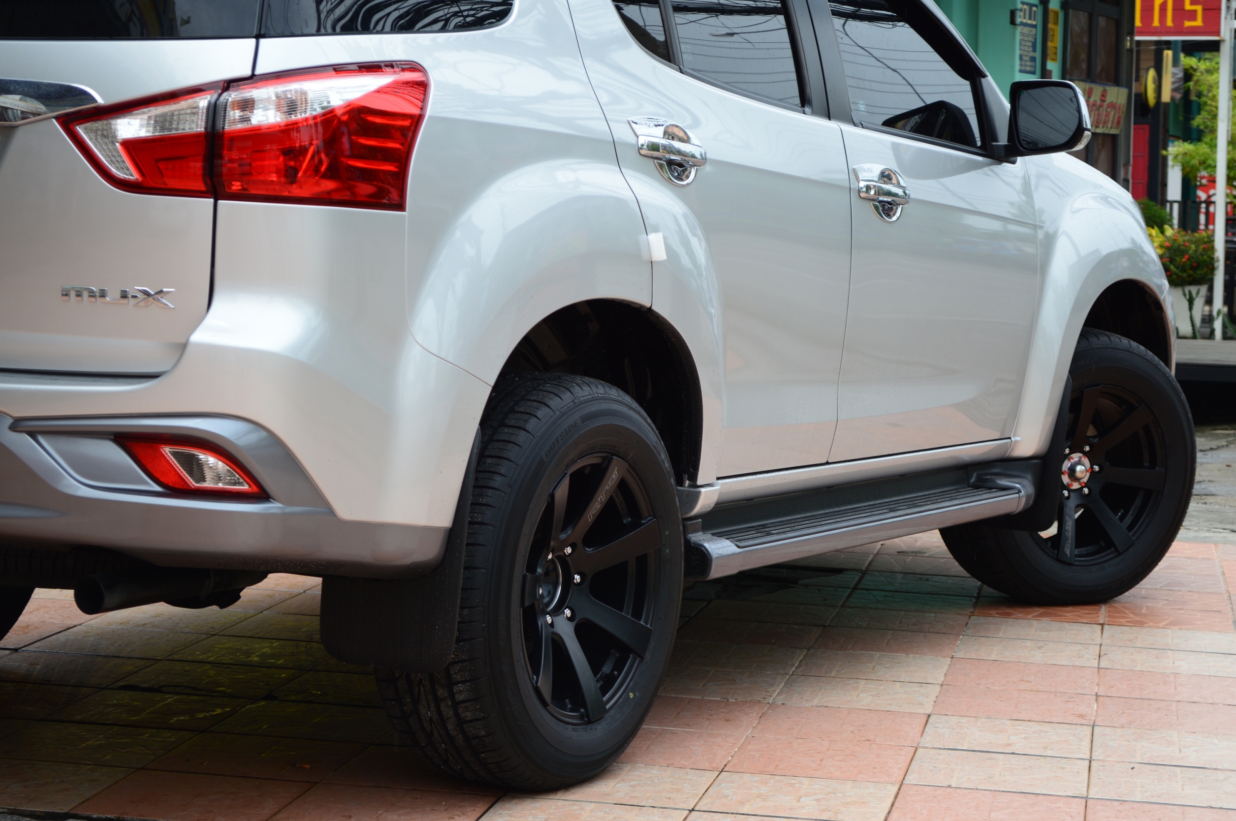 ล้อแท้ LENSO RTG ขอบ18พร้อมยางFALKEN ราคาถูก