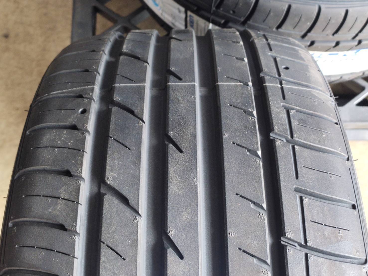 FALKEN 265/35R18 ZIEX ZE914 ECORUN