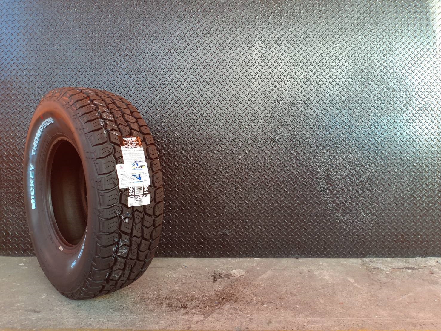 MICEKY THOMPSON DEEGAN AT38 265/75R16 ยาง ออฟโรด มาใหม่ สายพันธุ์ USA