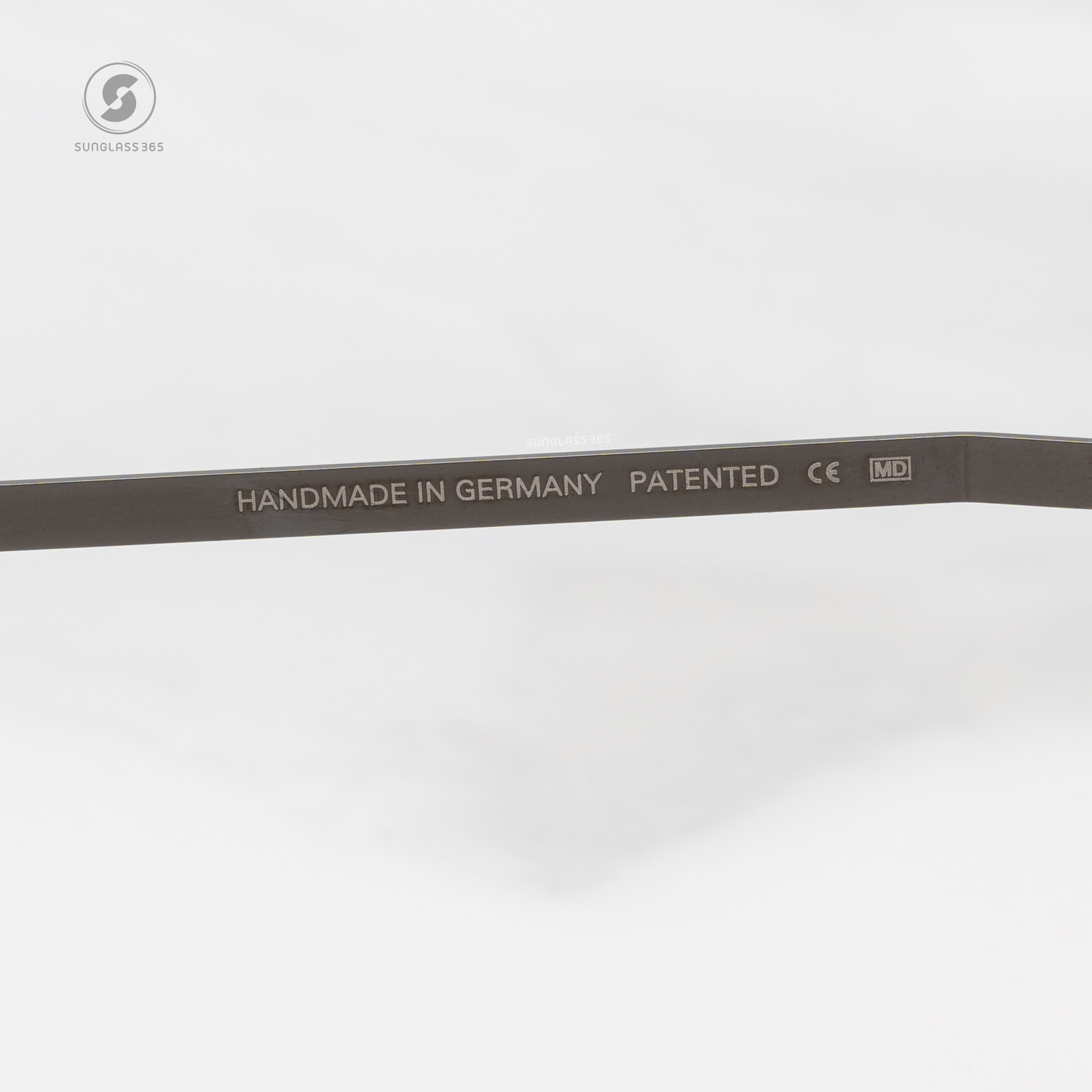 แว่นสายตา MYKITA SATU C899 A54 Shiny Graphite Grey Gradient