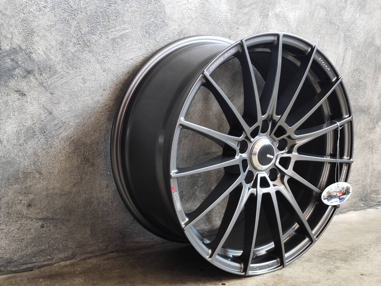 FC01 18X8.5 5X114.3 45 73.1 GGM2QR22S