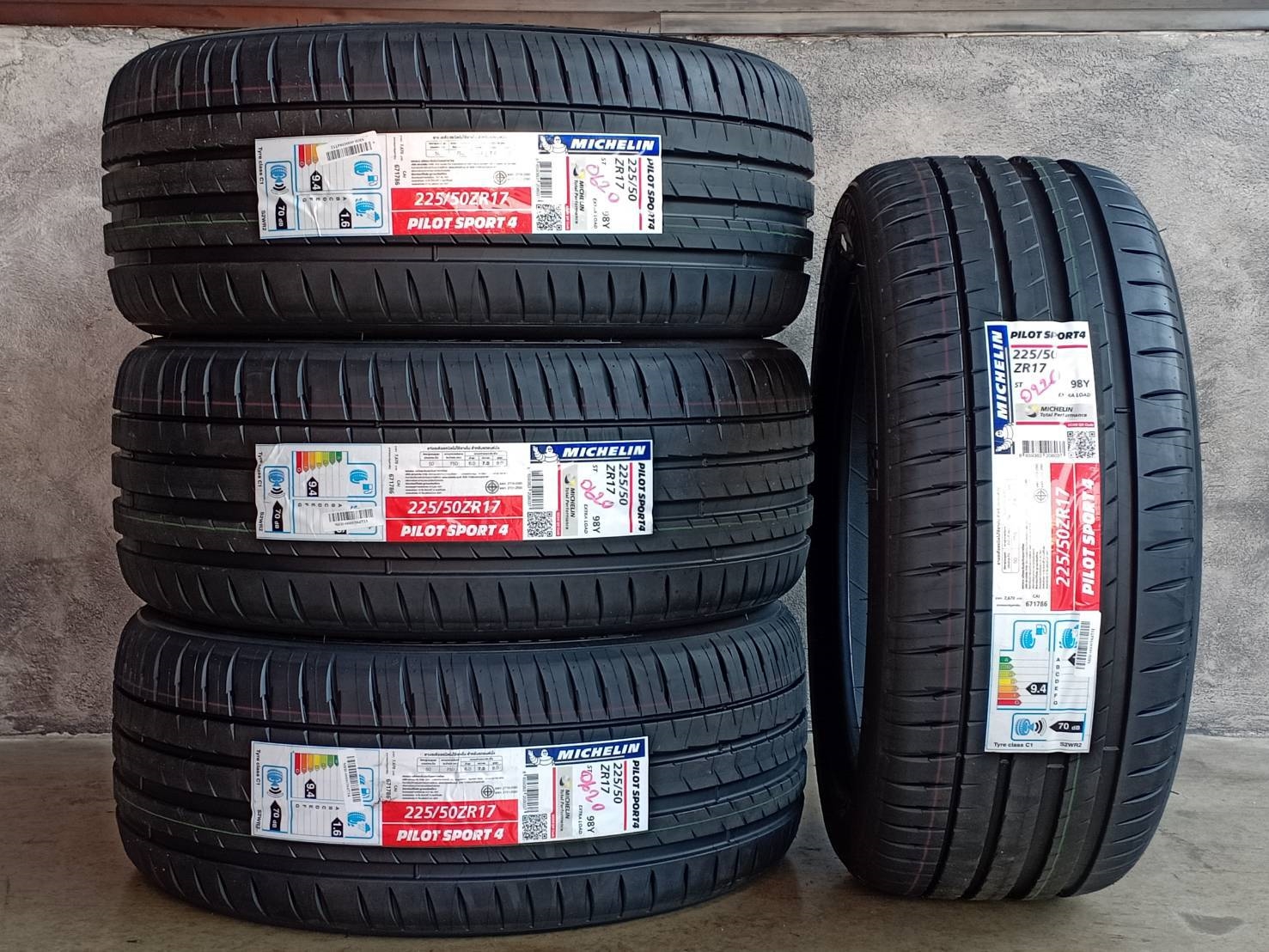 MICHELIN 225/50ZR17 PILOT SPORT 4ST 98Y MADE IN THAILAND