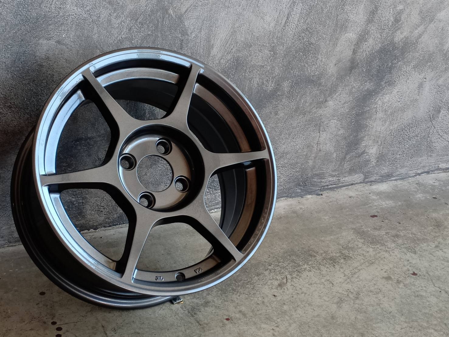 P-1 15X7 4X100 35 73.1 GUN METAL