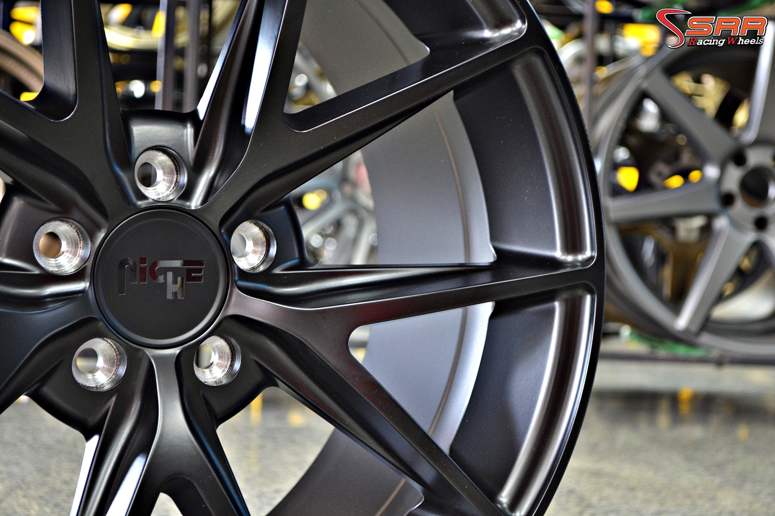 ล้อแท้ NICHE MISANO ขอบ18นิ้ว วงละ 9,500.-